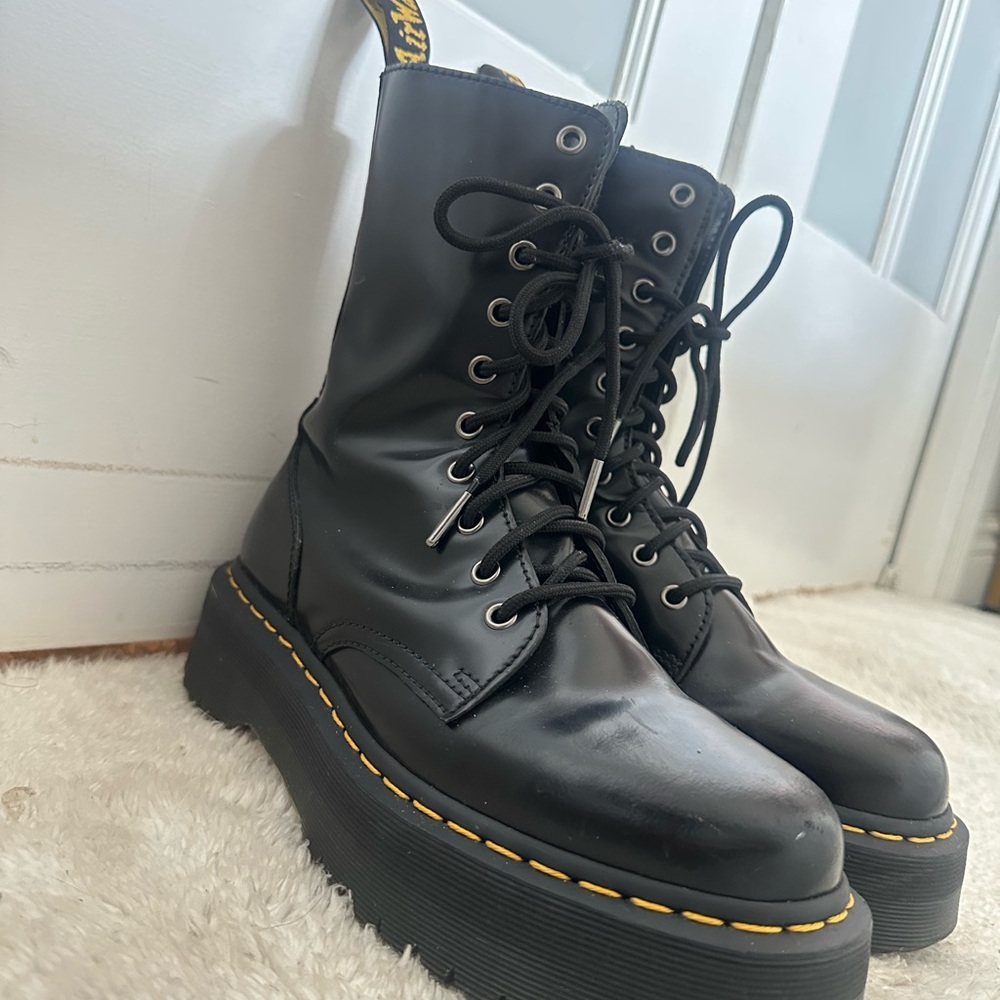 Dr. Martens Jadon Hi Boot Smooth Leather Platforms - Picture 3 of 9